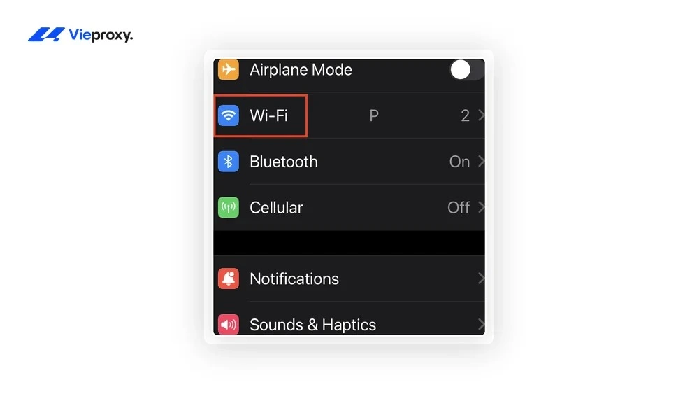 Mở Settings → chọn Wi-Fi và đảm bảo thiết bị đang kết nối mạng