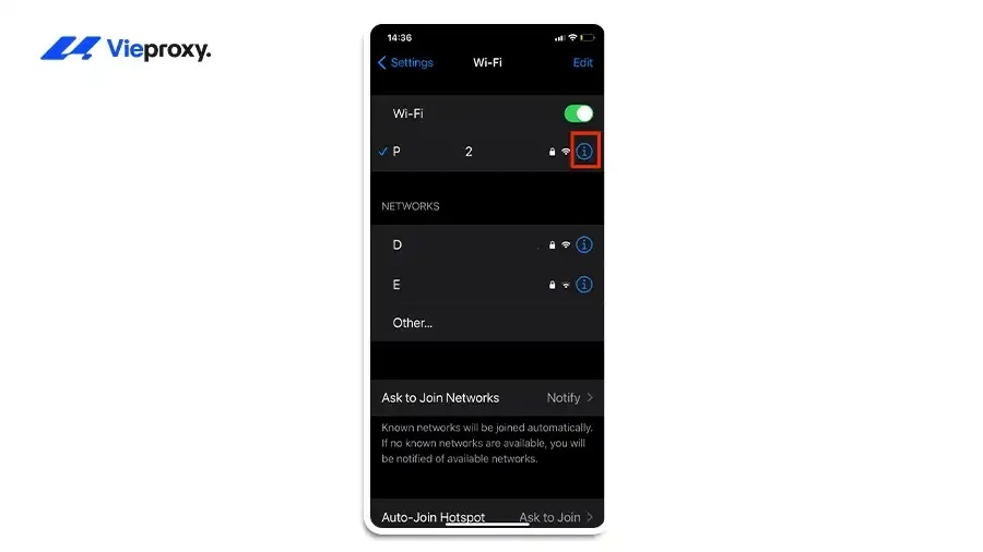 Nhấn vào biểu tượng (i) bên cạnh tên mạng Wi-Fi đang dùng
